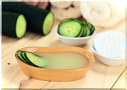 Cucumber for face masks against wrinkles