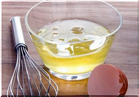 Egg white helps against dry hair.