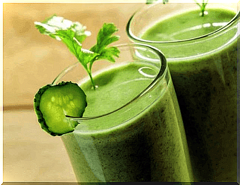 People who drink cucumber juice reduce the risk of cancer.