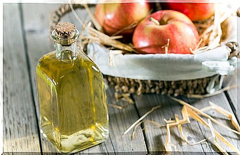 8 uses of apple cider vinegar