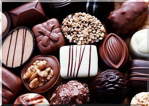 Different types of chocolate that induce acid reflux.