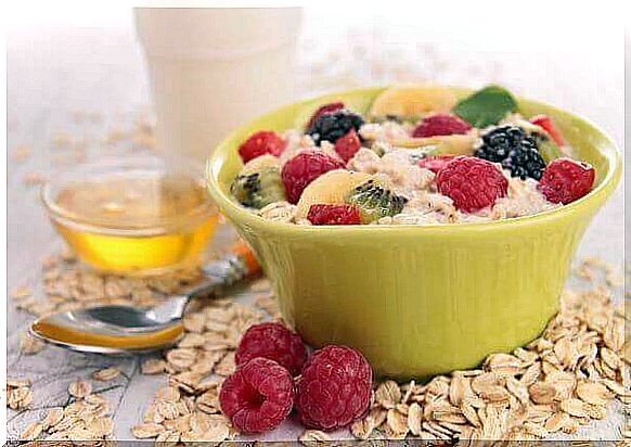 Breakfast with fruit: 4 delicious recipe ideas