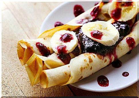 Breakfast with fruit - pancake