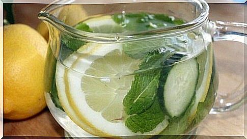 Flavor water: 6 refreshing recipes