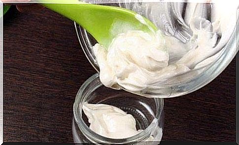 Homemade home remedy cream