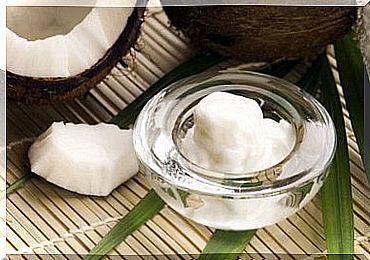 coconut oil for homemade eye cream