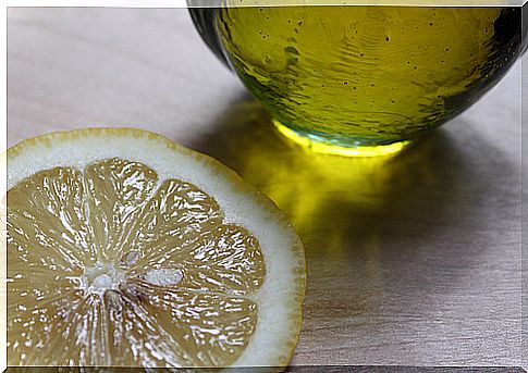 oil-and-lemon