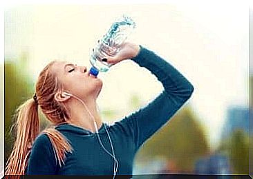 Healthy Habits to Avoid Indigestion: Drink Water