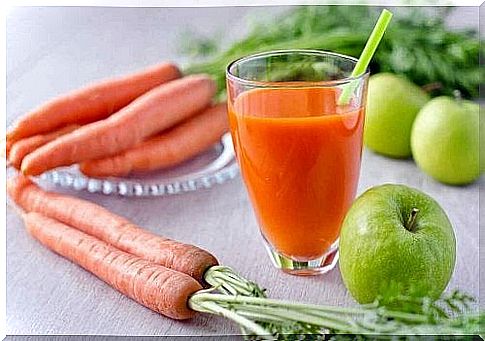 Smoothies to strengthen hair with apple and orange