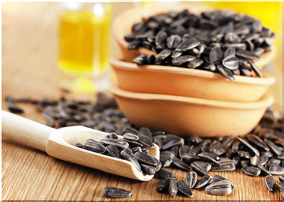 Sunflower seeds can help you quit smoking