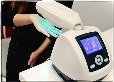 Phototherapy to treat psoriasis