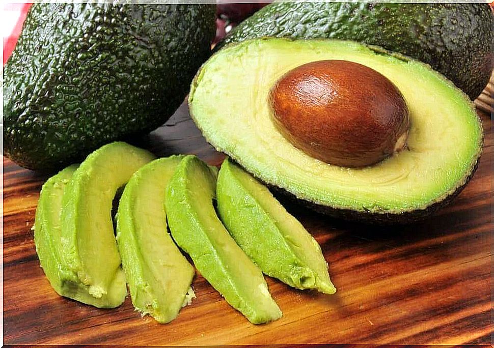 Useful home remedies with avocado